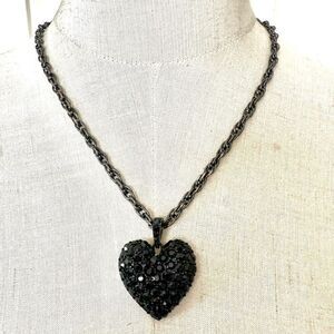 Sweet Romance black rhinestone heart pendant necklace